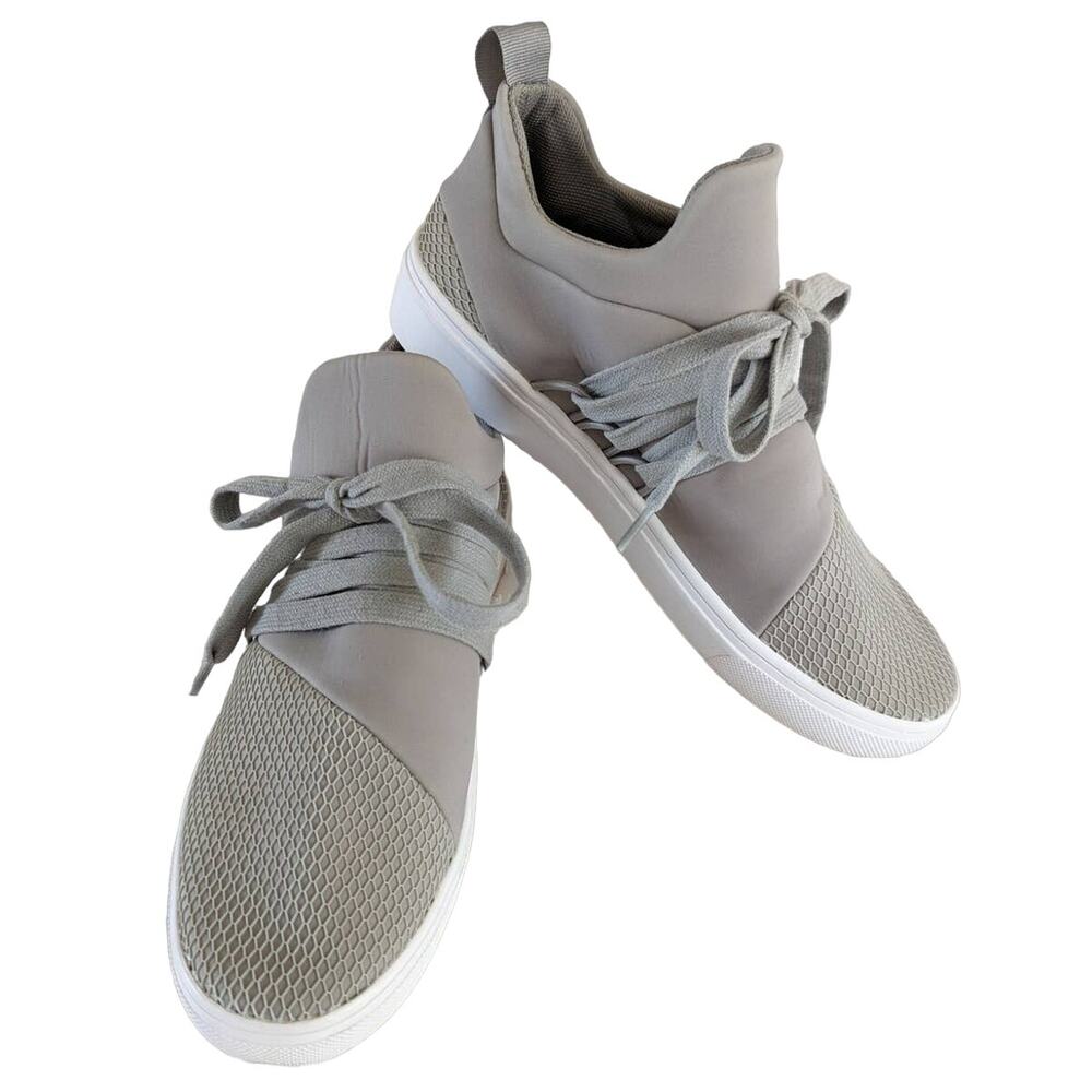 Steve Madden Lancer Gray Textured Sneaker size 7